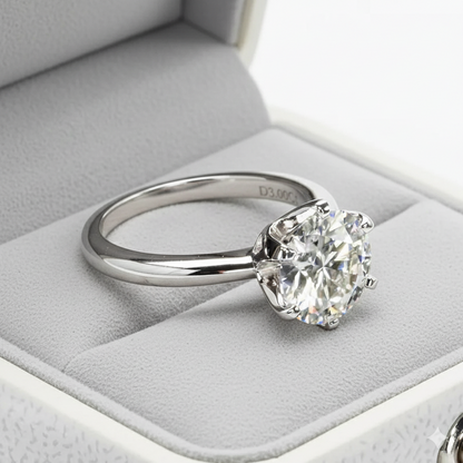 Bague Solitaire classique en moissanite brillante plaquée or blanc