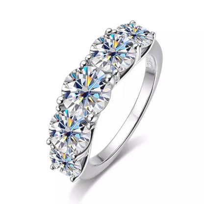 Meia Aliança Crown 360 Pontos Moissanite em Prata - Loratta