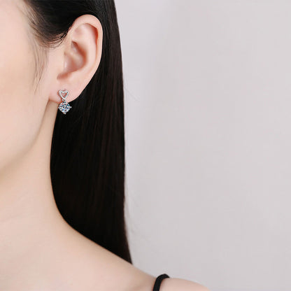 Brinco Coração Moissanite em Prata Folheado à Ouro 18k - Loratta