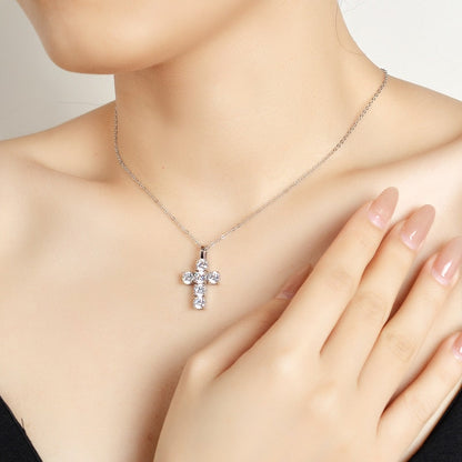 Colar Crucifixo Moissanite em Prata banhada a ouro 18K - Loratta