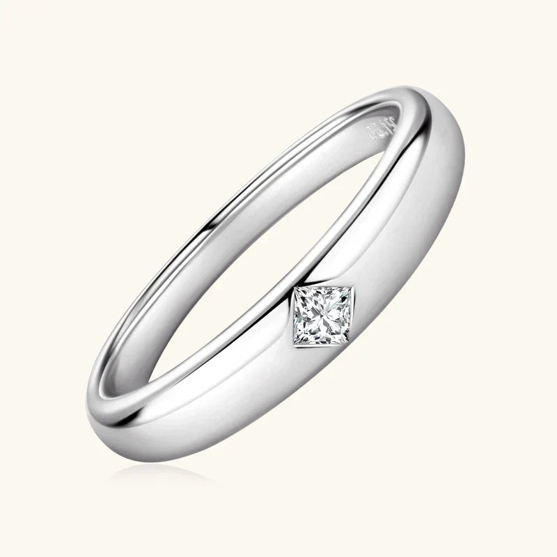 Aliança 15 Pontos Princesa Moissanite Prata Banhada à Ouro 14k - Loratta