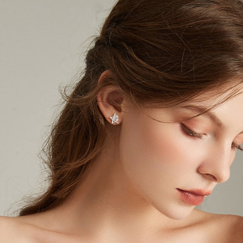 Brinco Meia Estrela Moissanite em Prata Folheado à Ouro 18k - Loratta