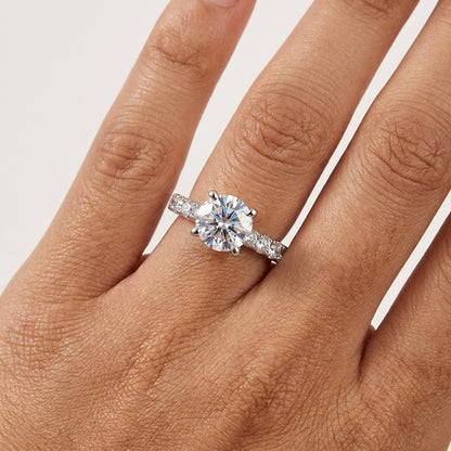 Ring mit Moissanit-Solitär und Royal Pavé Band, vergoldet